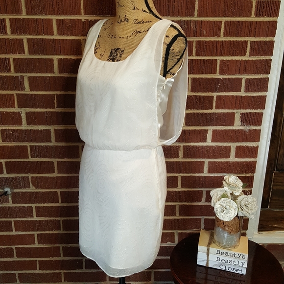 Laundry By Shelli Segal Dresses & Skirts - Laundry Shelli Segal Blush Cream Jacquard Shimmer